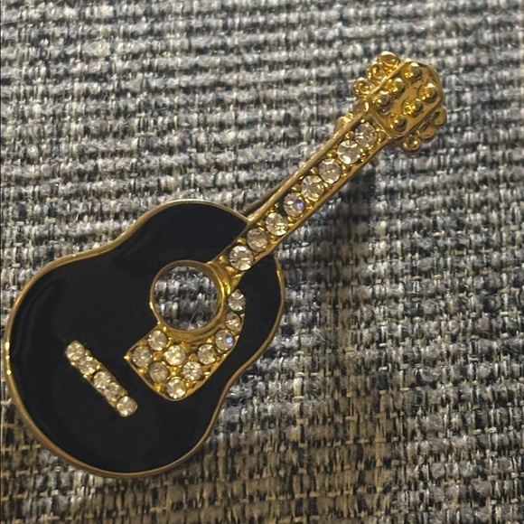 Guitar Brooch Pin with Rhinestones Painted black on goldtone metal - Picture 2 of 4